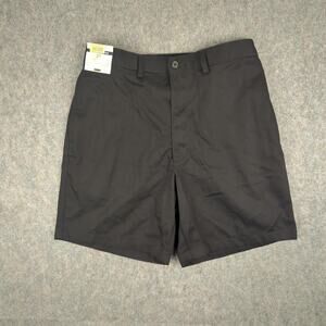 Roundtree & Yorke Shorts Mens 33 Easy Care Flat Front Twill Wrinkle Resistant